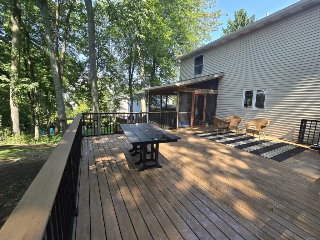 photo of an expansive AZEK deck transformation in Grand Rapids Township, MI